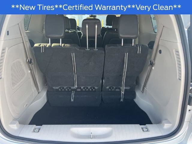 Used 2022 Chrysler Pacifica Touring-L w/ Uconnect Theater Family Group image 30