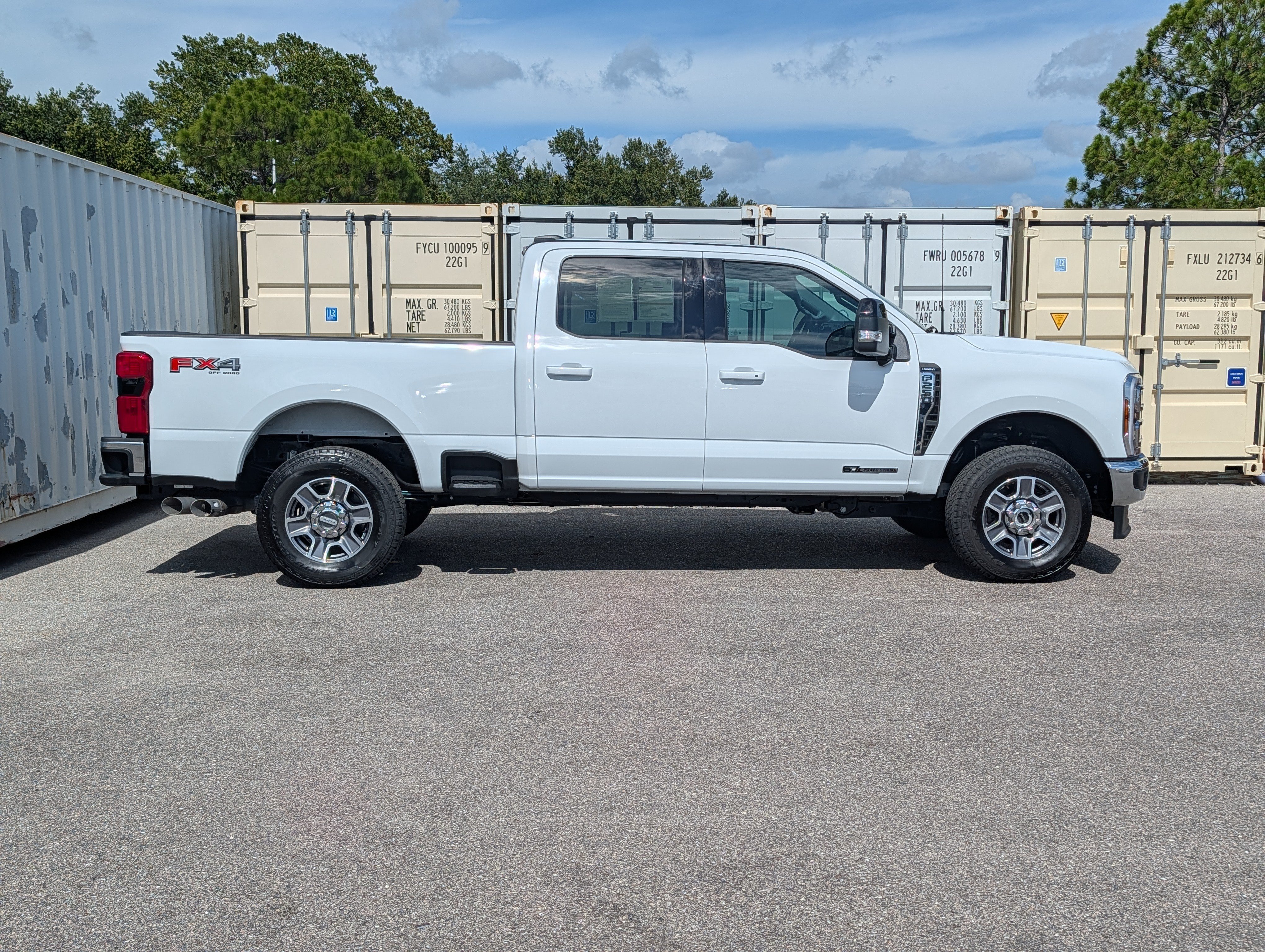 Certified 2026 Ford F250 Lariat w/ FX4 Off-Road Package AWD/4WD video 3