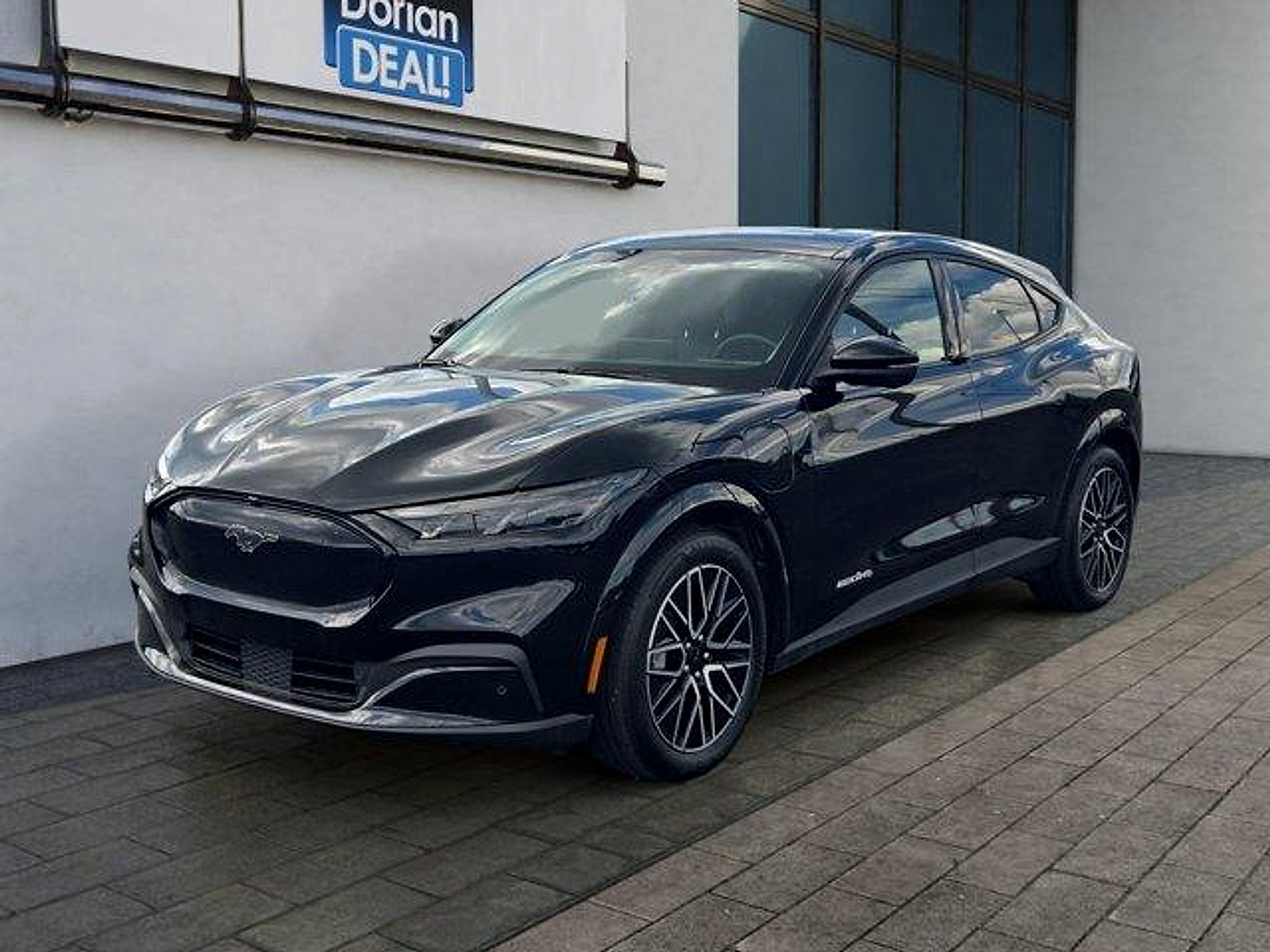 Certified 2025 Ford Mustang Mach-E Premium AWD/4WD image 7