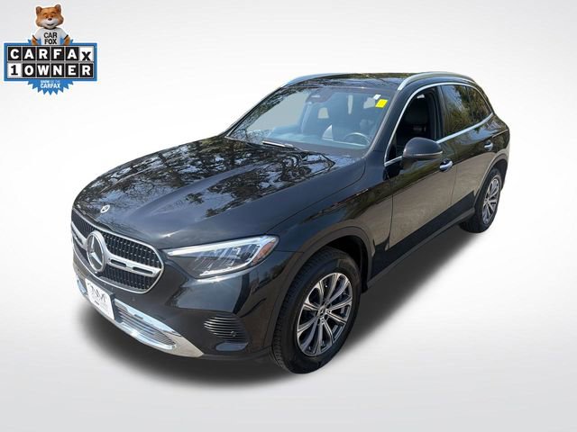 Used 2024 Mercedes-Benz GLC 300 4MATIC image 3