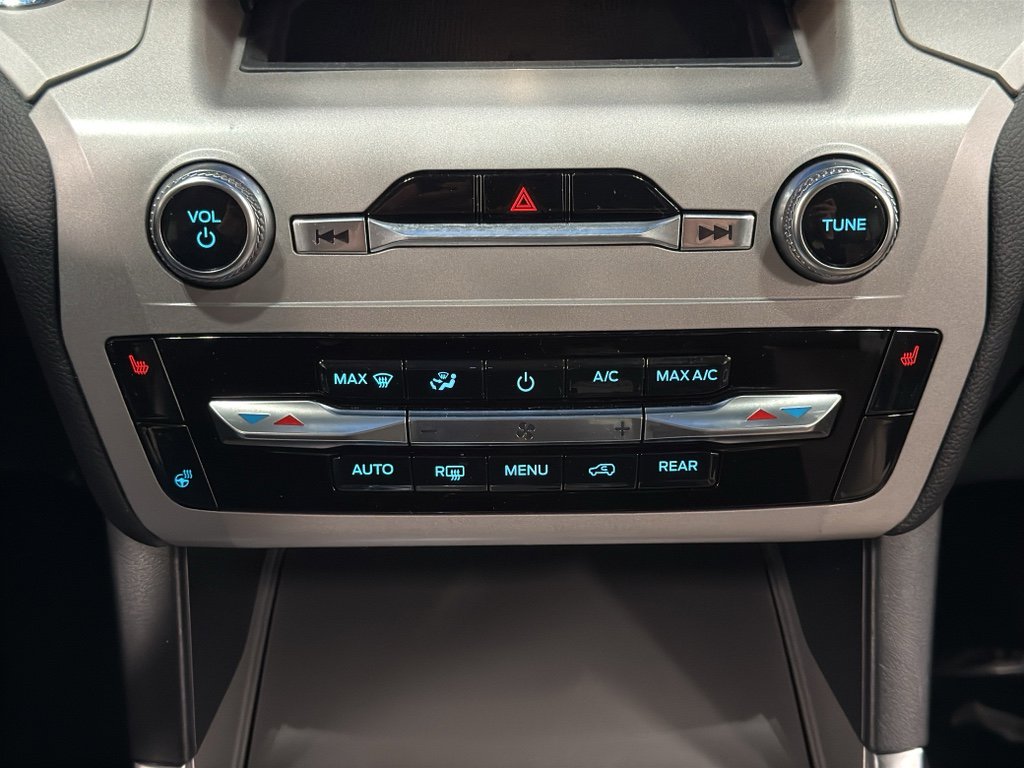 Certified 2023 Ford Explorer XLT w/ Equipment Group 202A image 26