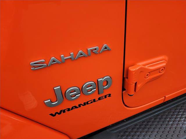Used 2023 Jeep Wrangler Unlimited Sahara AWD/4WD image 3