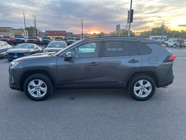 Used 2021 Toyota RAV4 XLE AWD/4WD image 3