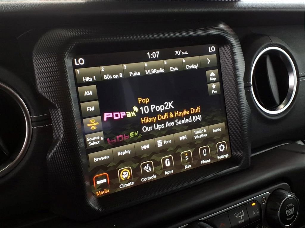 Used 2023 Jeep Wrangler Unlimited Sahara w/ Cold Weather Group AWD/4WD image 7