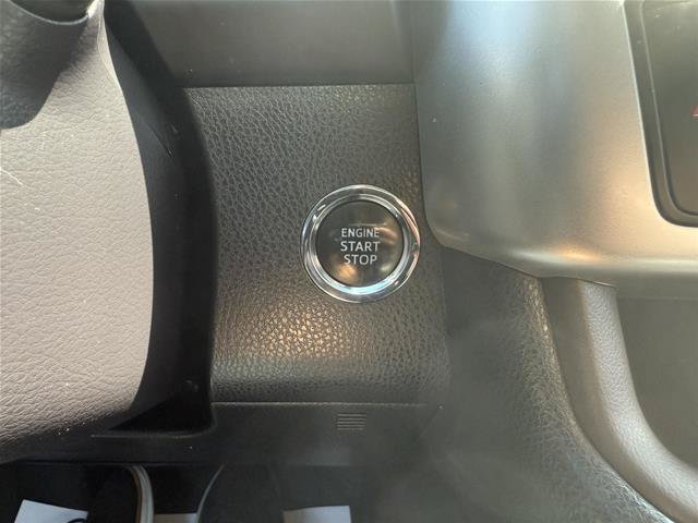 Used 2017 Toyota Highlander XLE AWD/4WD image 15