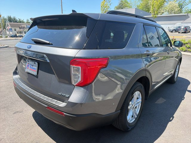 Certified 2022 Ford Explorer XLT AWD/4WD image 6