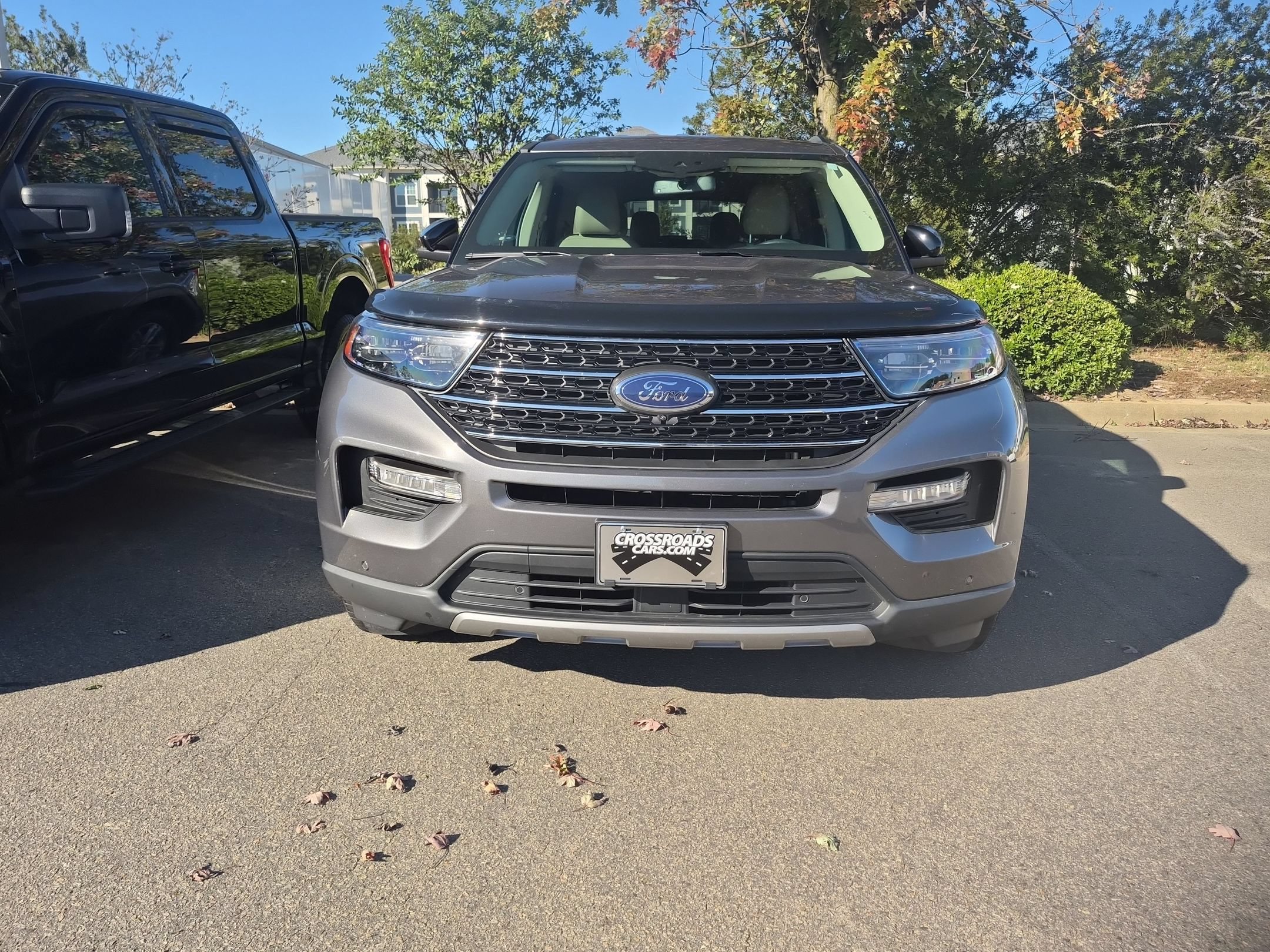 Certified 2023 Ford Explorer XLT w/ Equipment Group 202A AWD/4WD image 3