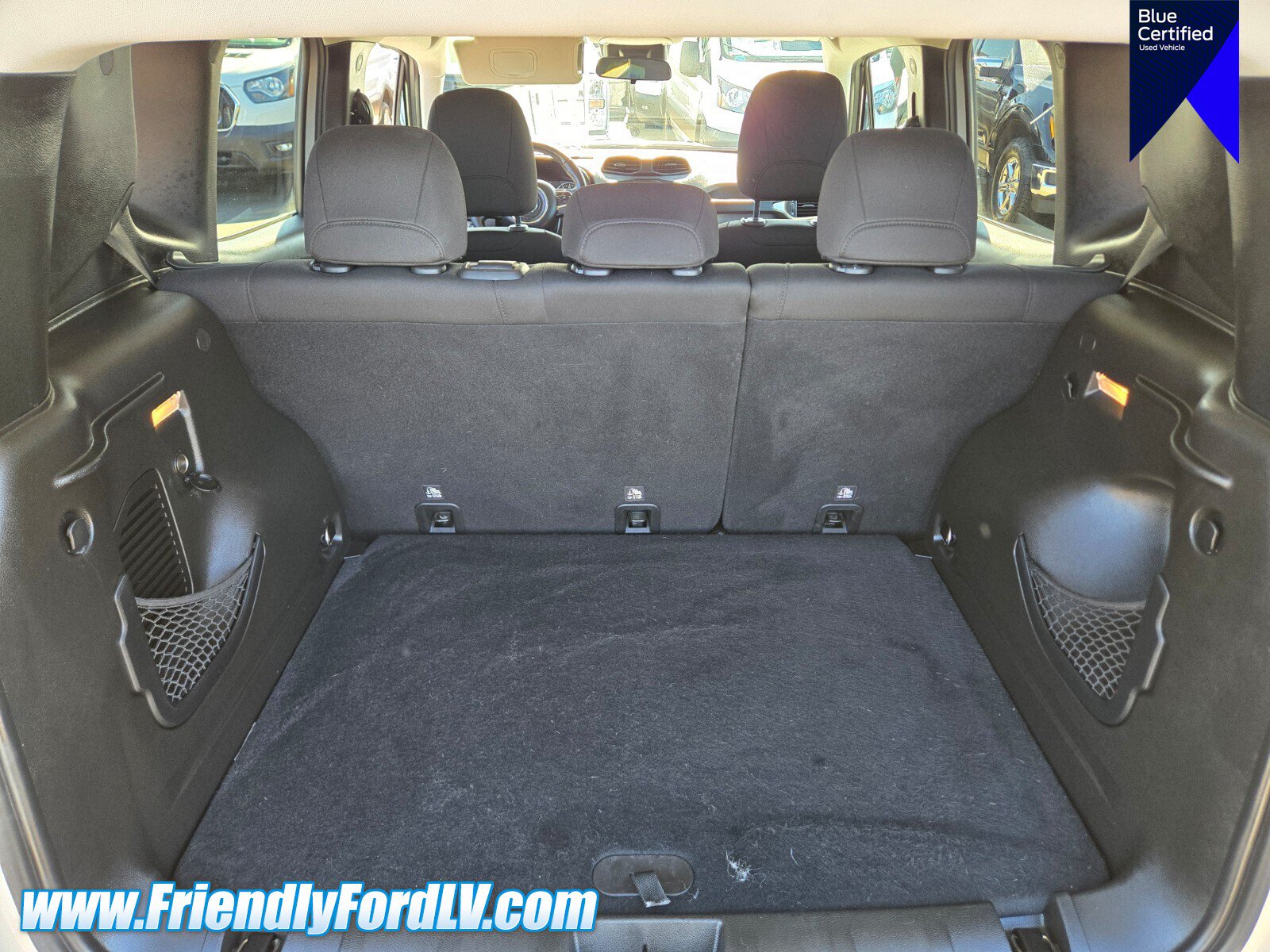Used 2017 Jeep Renegade Latitude AWD/4WD image 13