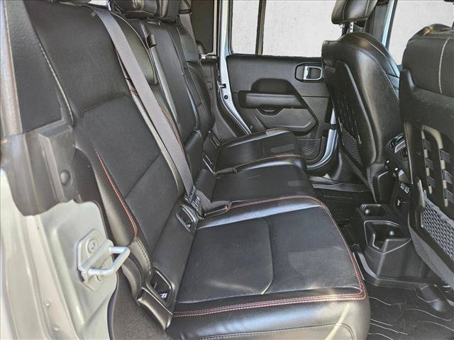 Used 2023 Jeep Gladiator Rubicon w/ Cold Weather Group AWD/4WD image 20