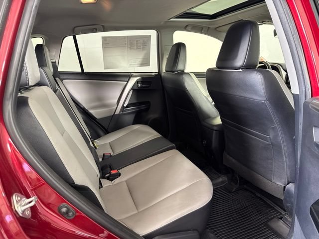 Used 2018 Toyota RAV4 Limited FWD image 5