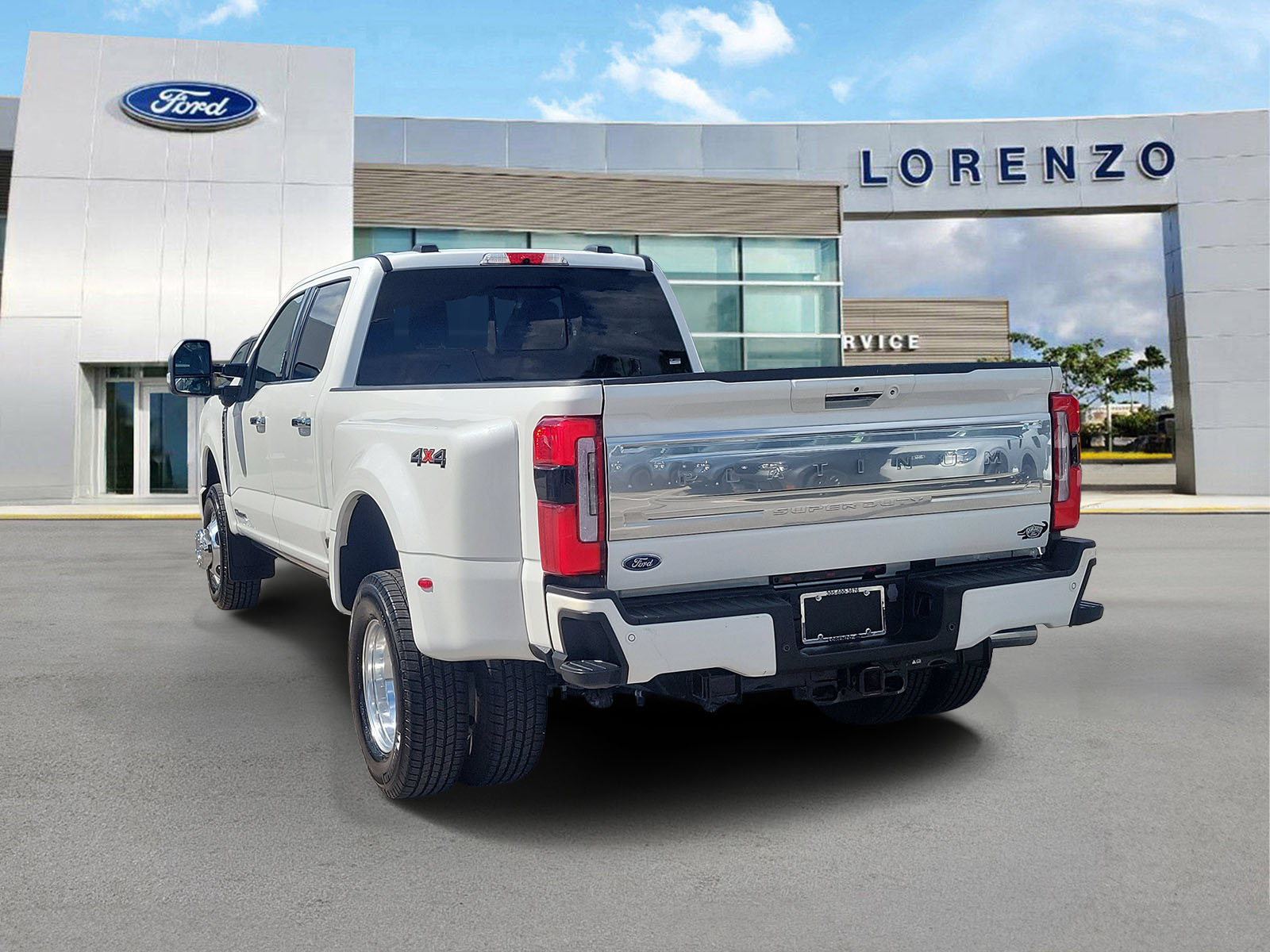 Certified 2024 Ford F350 Platinum AWD/4WD image 7