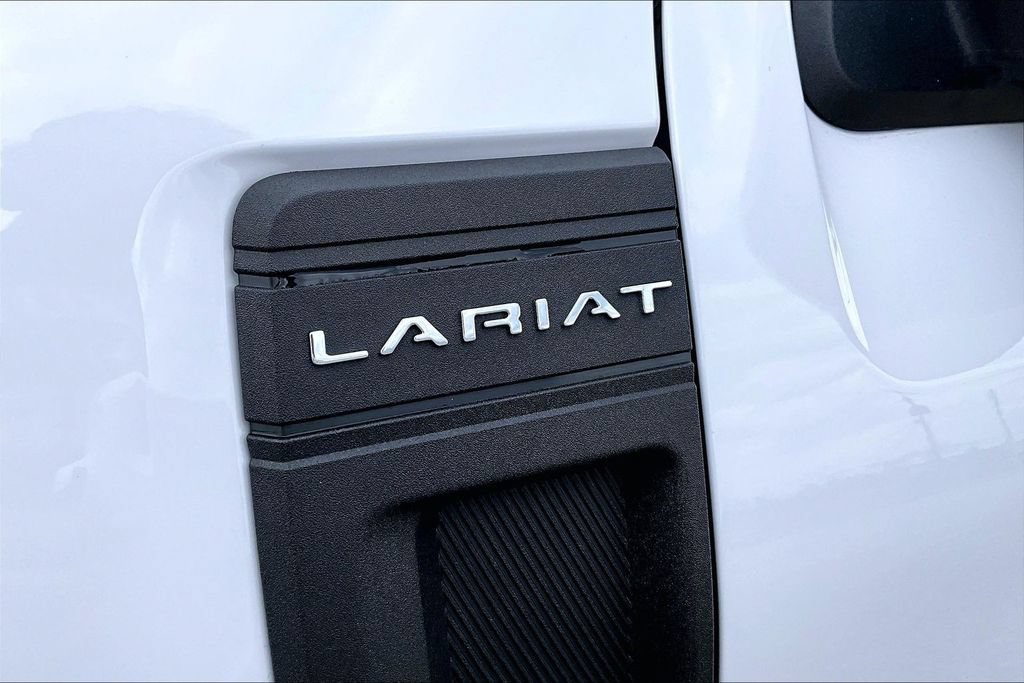 Certified 2022 Ford Maverick Lariat w/ Lariat Luxury Package FWD image 8