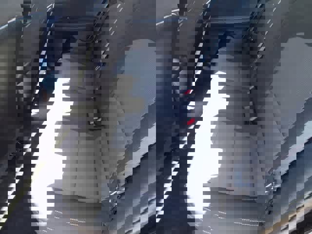 Used 2023 Kia Forte LXS image 7