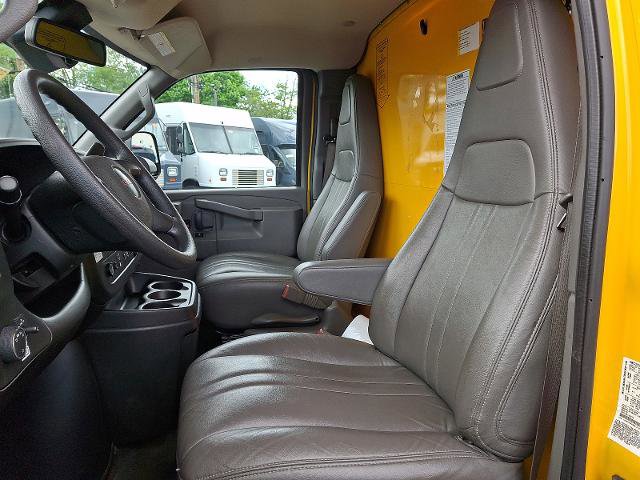 Used 2021 GMC Savana 3500 w/ Power Convenience Package RWD image 12