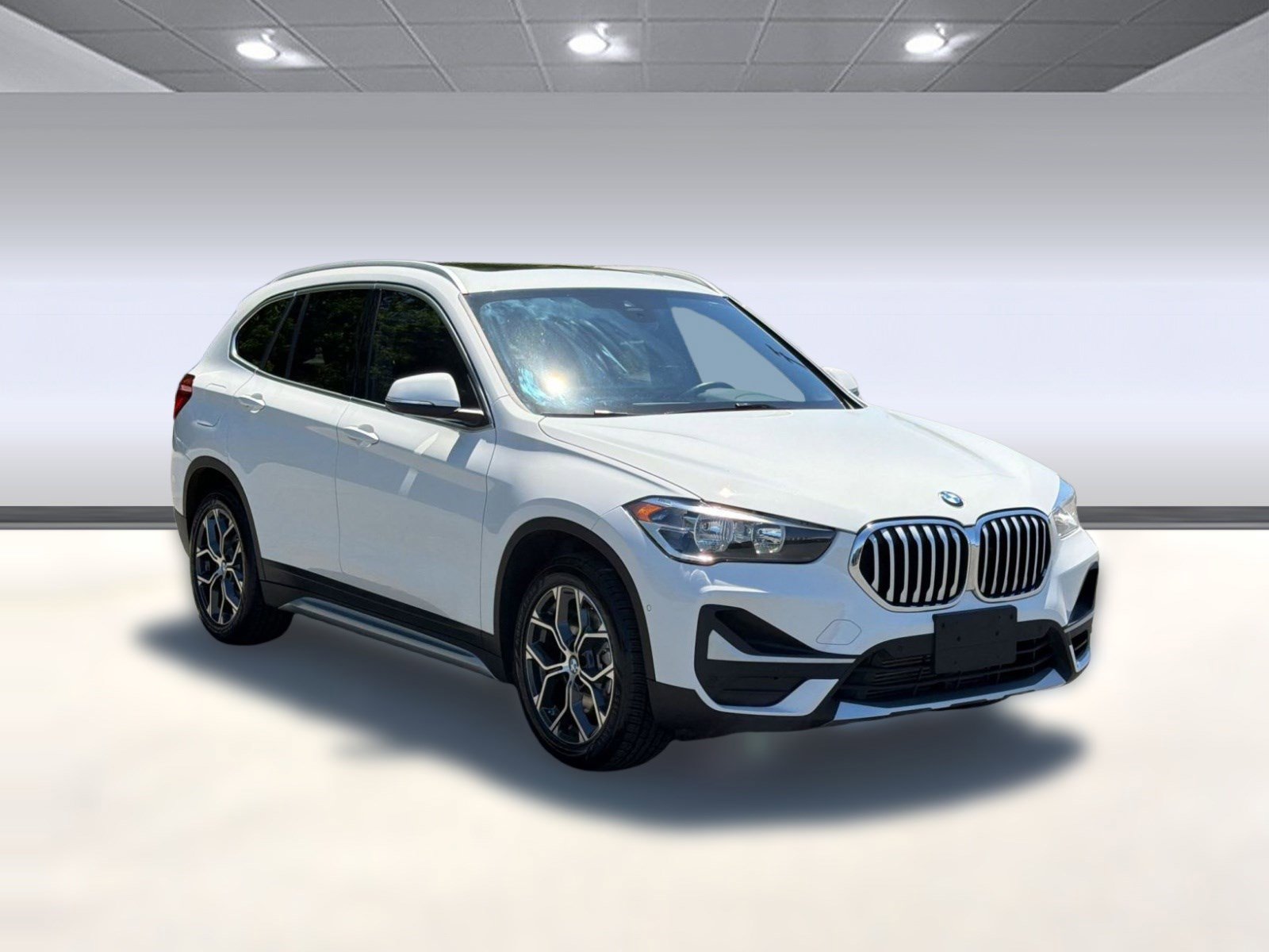 Used 2022 BMW X1 xDrive28i w/ Convenience Package AWD/4WD image 7