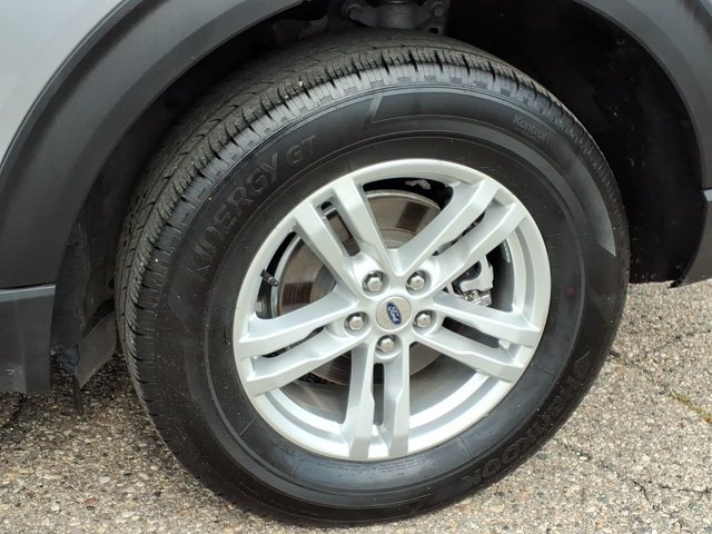 Certified 2024 Ford Explorer XLT w/ Equipment Group 202A AWD/4WD image 22