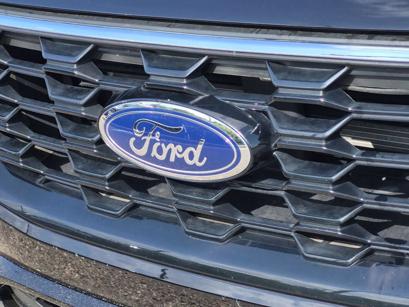 Certified 2023 Ford Escape ST-Line w/ Tech Pack #1 AWD/4WD image 12