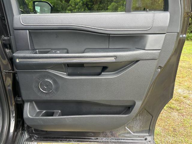 Certified 2024 Ford Expedition Max XLT image 38