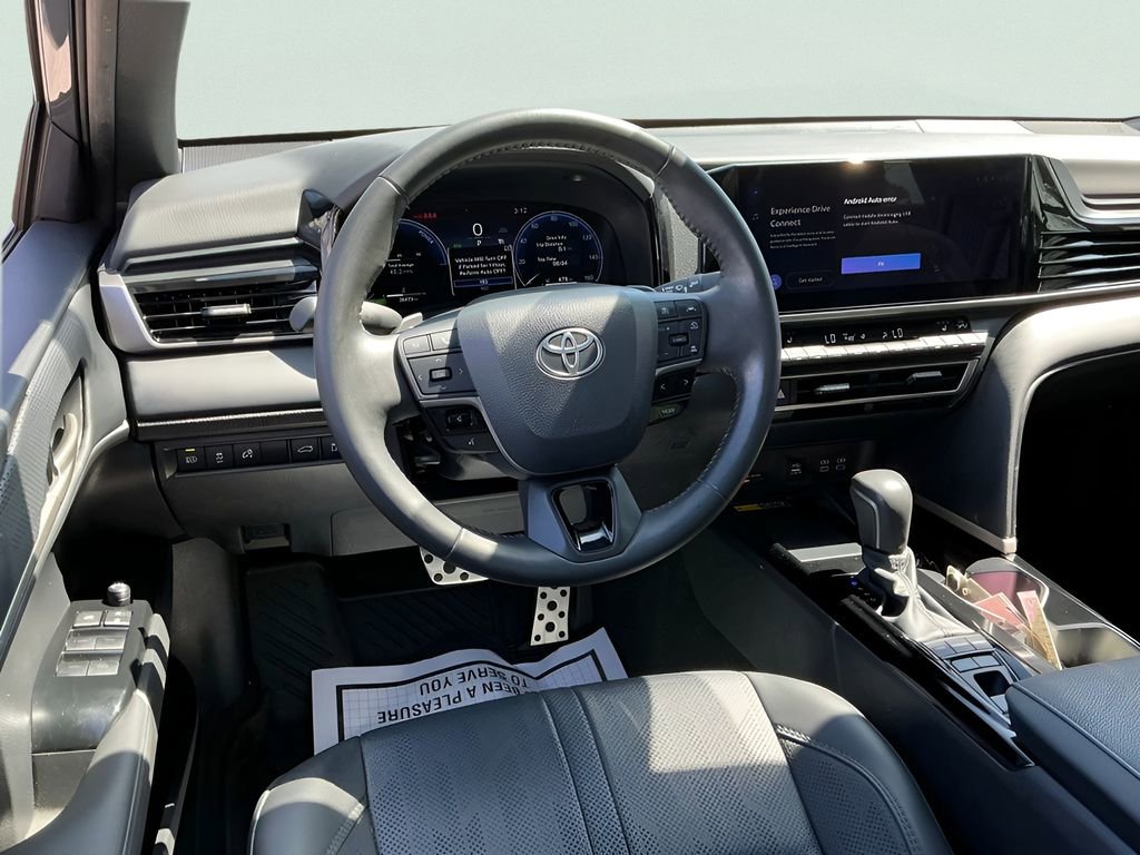Used 2025 Toyota Camry XSE FWD image 31