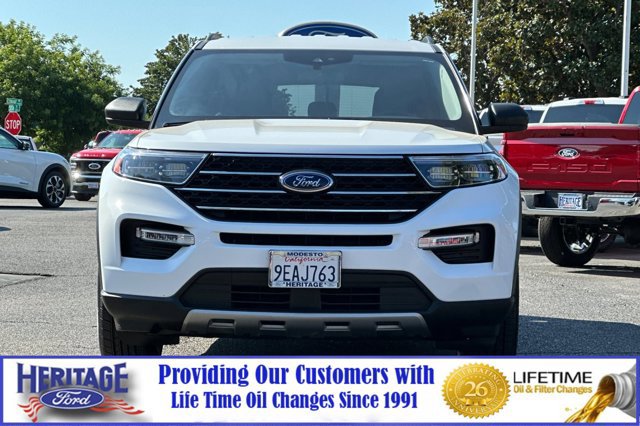 Certified 2023 Ford Explorer XLT w/ Equipment Group 202A image 9