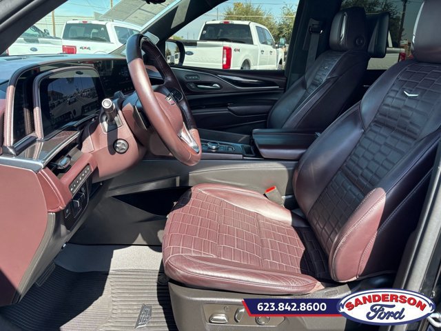 Used 2022 Cadillac Escalade Sport Platinum AWD/4WD image 15
