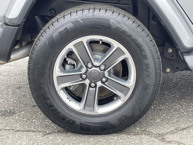 Used 2018 Jeep Wrangler Unlimited Sahara AWD/4WD image 7
