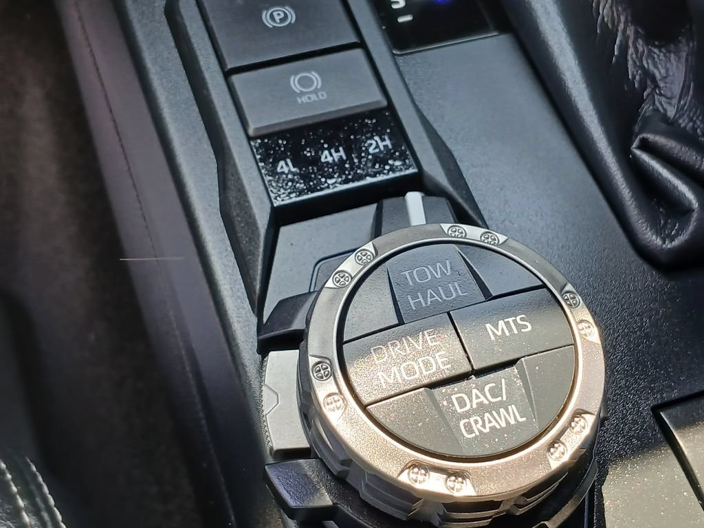 Used 2026 Toyota 4Runner TRD Off-Road Premium AWD/4WD image 18