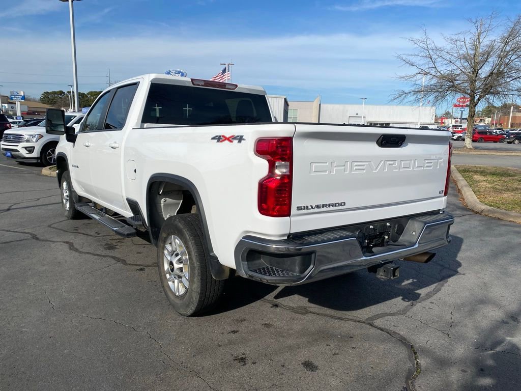 Used 2025 Chevrolet Silverado 2500 LT w/ Convenience Package image 3