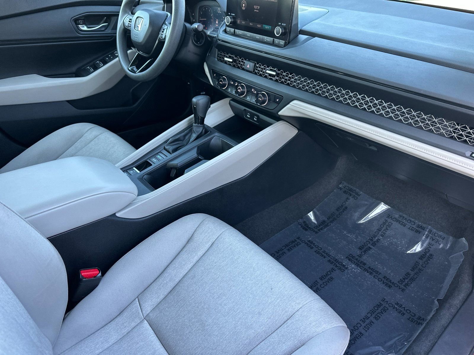 Used 2024 Honda Accord EX image 14