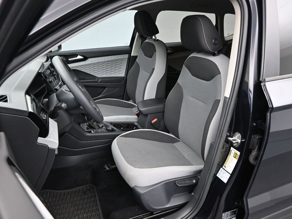 Used 2022 Volkswagen Taos S image 11