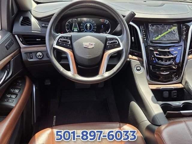 Used 2020 Cadillac Escalade Luxury AWD/4WD image 11
