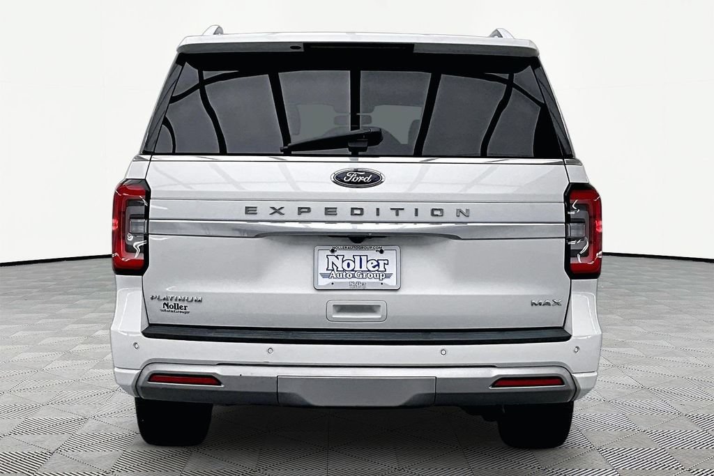 Certified 2023 Ford Expedition Max Platinum AWD/4WD image 4
