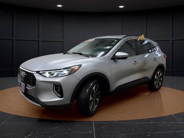 Certified 2023 Ford Escape Platinum AWD/4WD image 3