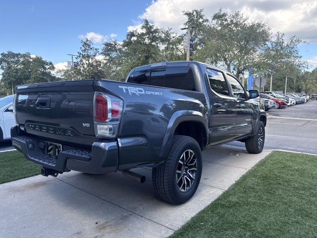 Used 2020 Toyota Tacoma TRD Sport RWD image 2