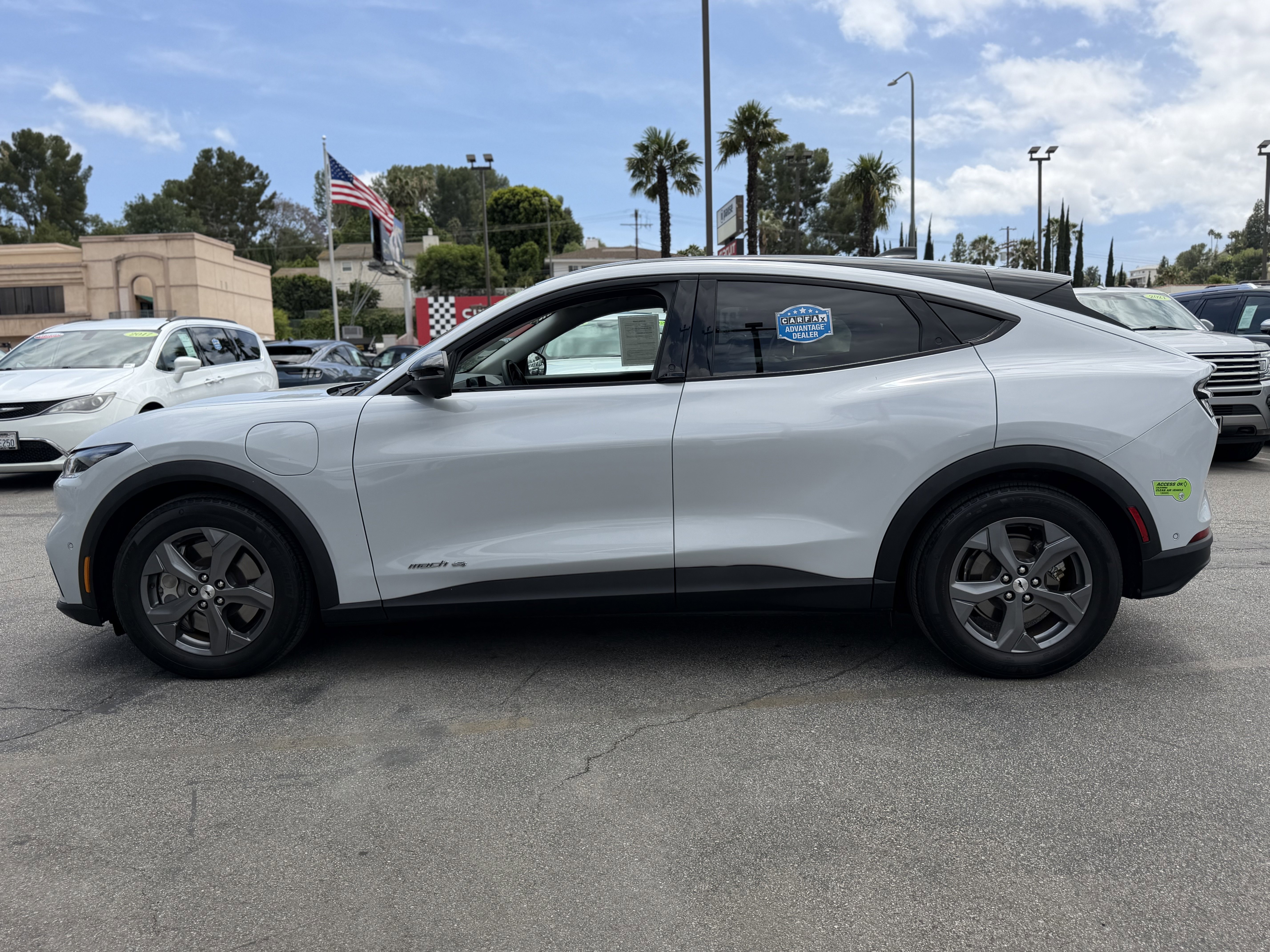 Certified 2023 Ford Mustang Mach-E Select AWD/4WD image 4