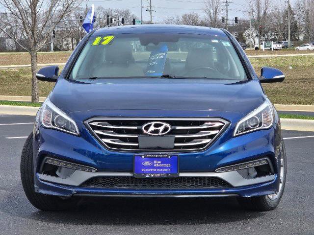Used 2017 Hyundai Sonata Limited w/ Ultimate Package 04 image 3