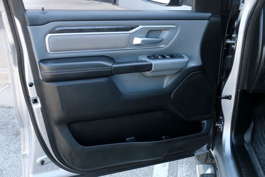 Used 2023 RAM 1500 Big Horn AWD/4WD image 19