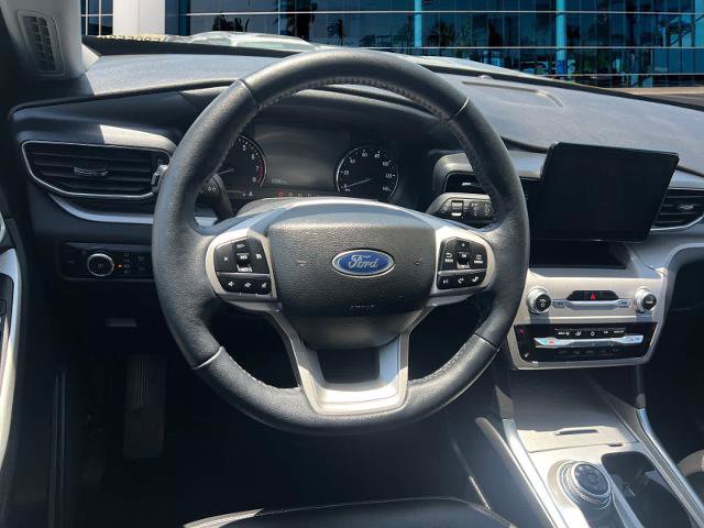 Certified 2023 Ford Explorer XLT w/ Equipment Group 202A RWD image 11