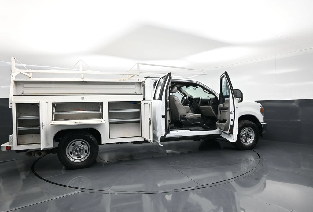 Certified 2022 Ford F250 XL w/ Power Equipment Group RWD image 26
