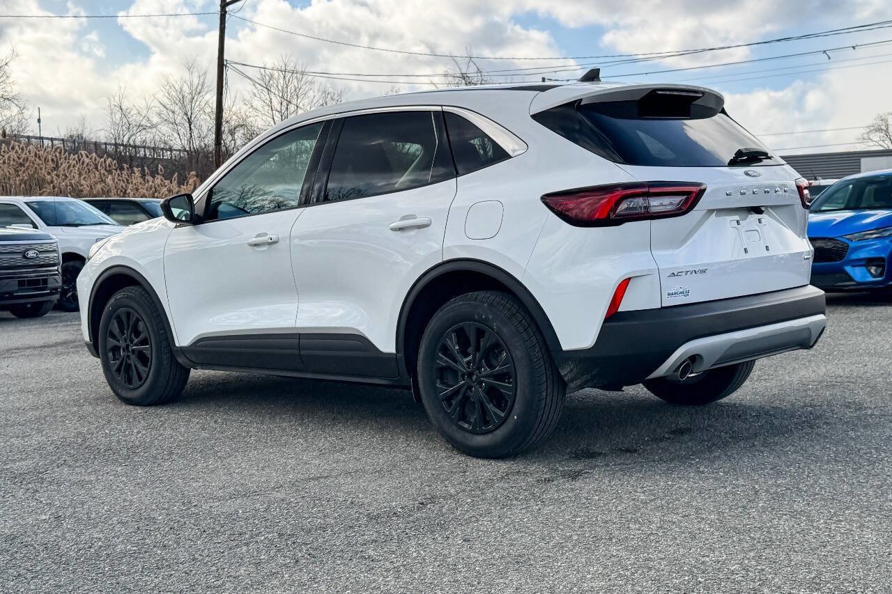Certified 2023 Ford Escape Active AWD/4WD image 5
