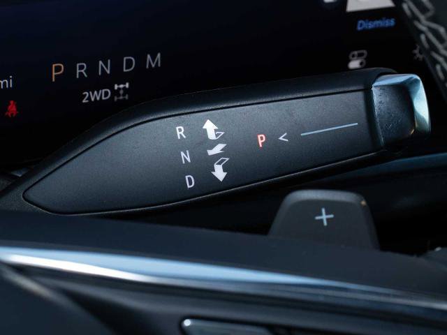 Used 2024 Buick Envision Preferred AWD/4WD image 23