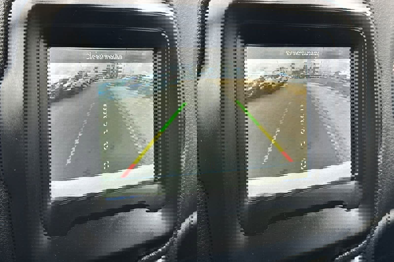 Used 2018 Jeep Renegade Latitude w/ Popular Equipment Group image 19