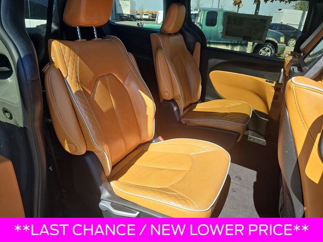 Used 2022 Chrysler Pacifica Pinnacle AWD/4WD image 11