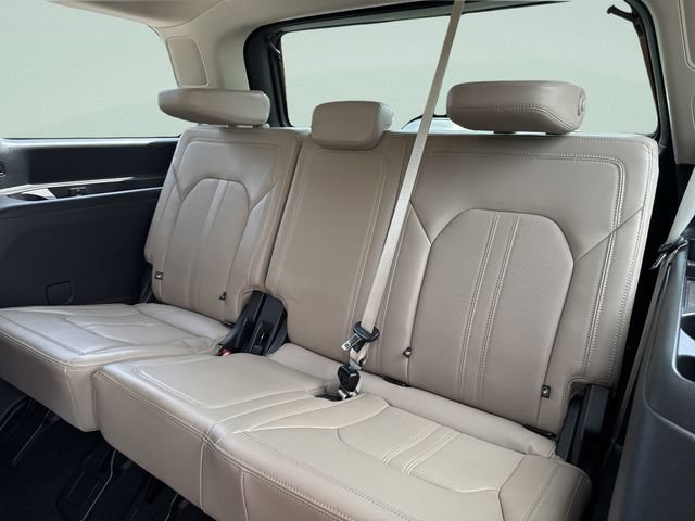 Certified 2024 Ford Expedition Limited RWD image 27