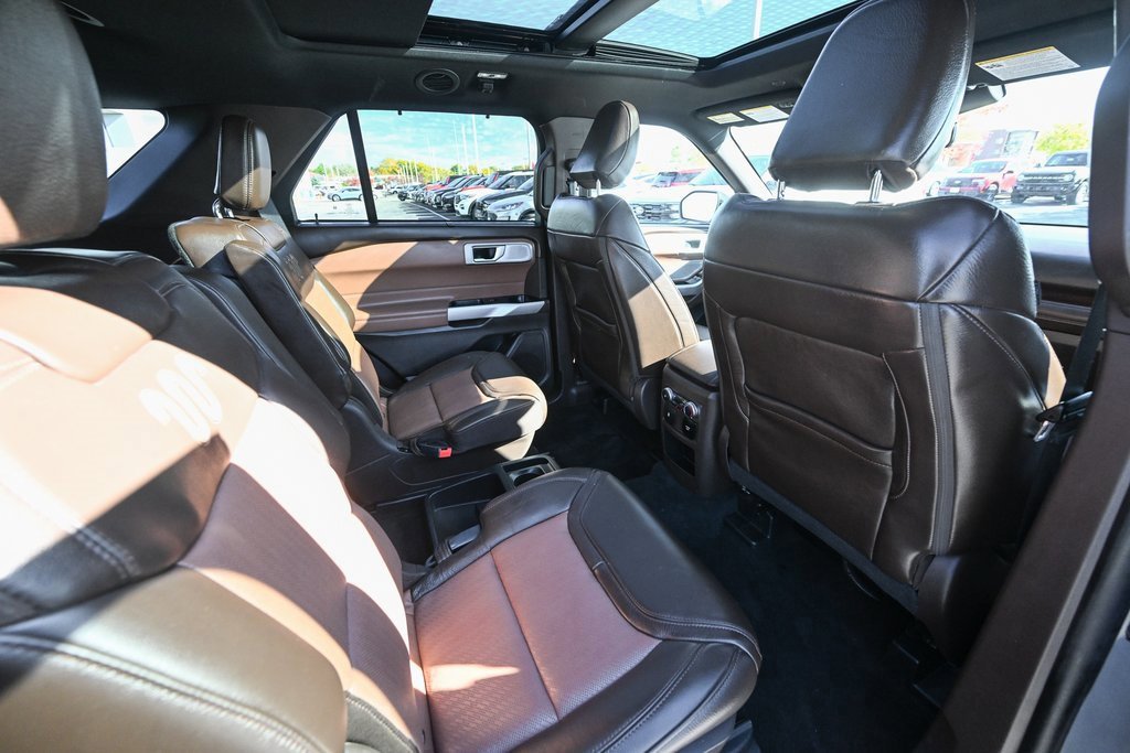 Certified 2021 Ford Explorer King Ranch w/ Premium Technology Package image 30