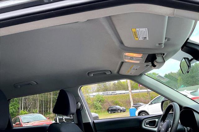 Used 2024 Kia Soul LX w/ Option Group 015 FWD image 22