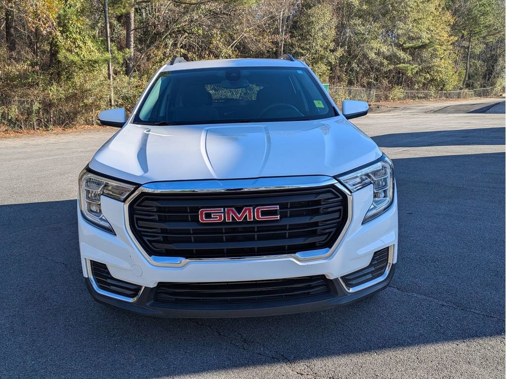 Used 2022 GMC Terrain SLE w/ Driver Convenience Package image 9