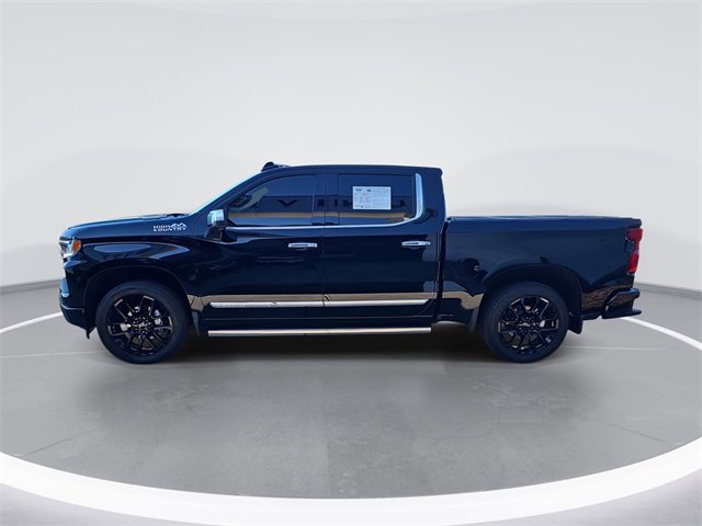 Used 2025 Chevrolet Silverado 1500 High Country image 2