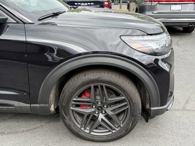 Certified 2026 Ford Explorer ST w/ Sun And Sound Package AWD/4WD image 9
