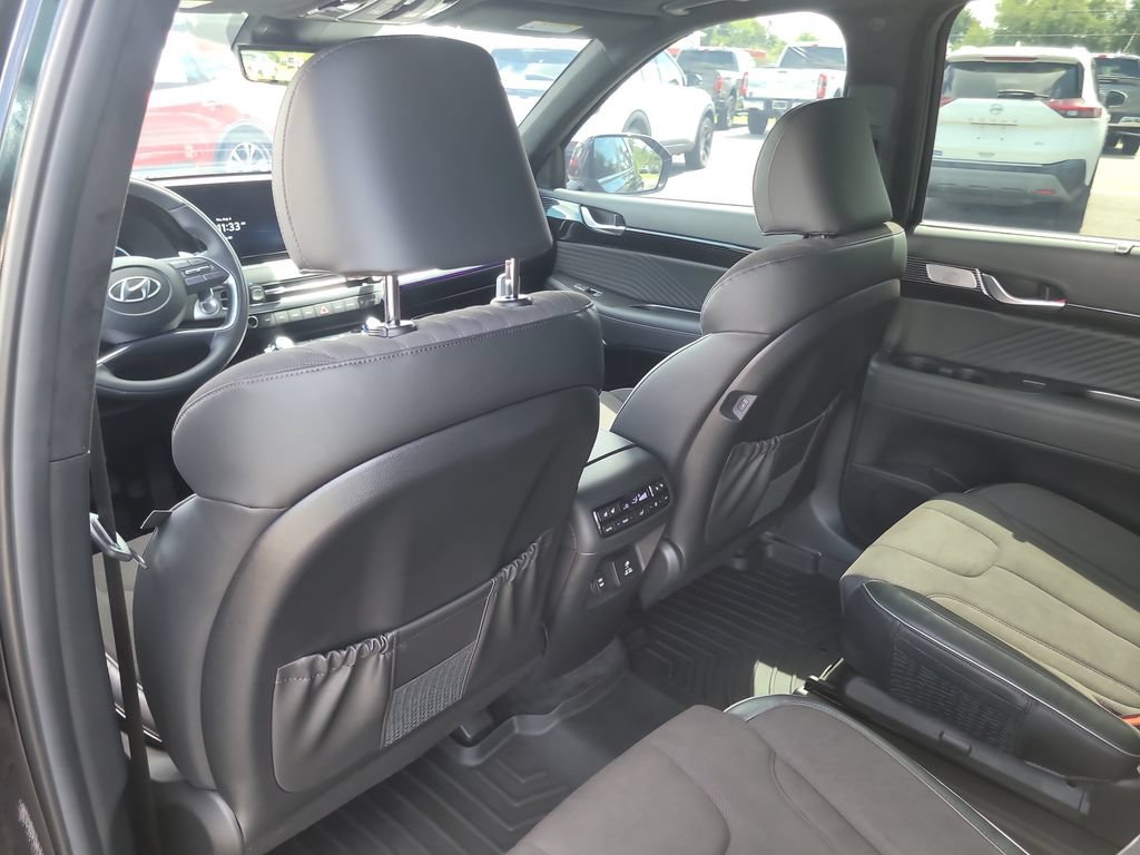 Used 2025 Hyundai Palisade Calligraphy AWD/4WD image 10